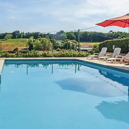 Holiday home Les Marronniers Bourgougnague